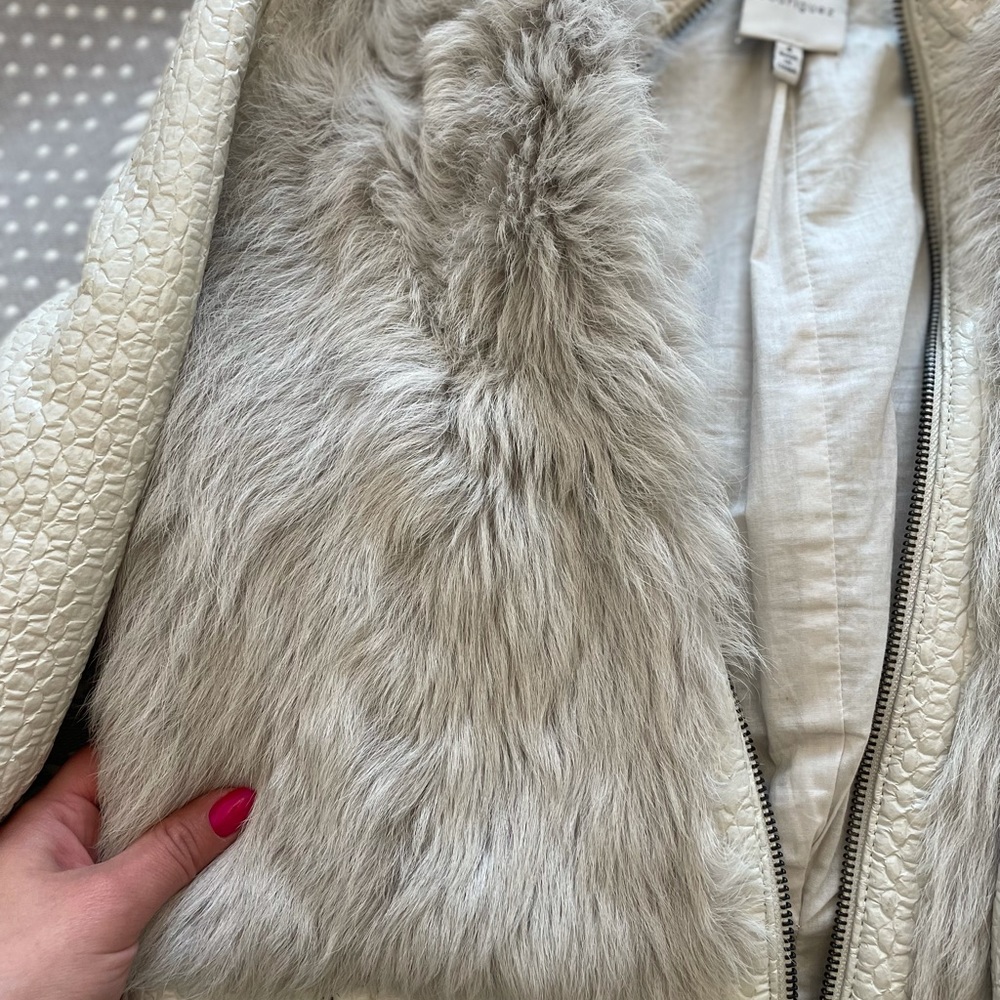 Jacket - Picture 3 of 4